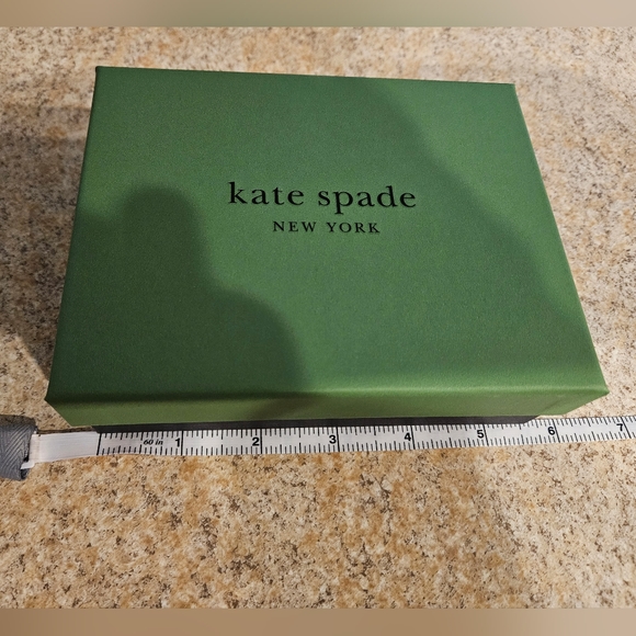Kate Spade Jewelry Box Cardboard) - Picture 2 of 4